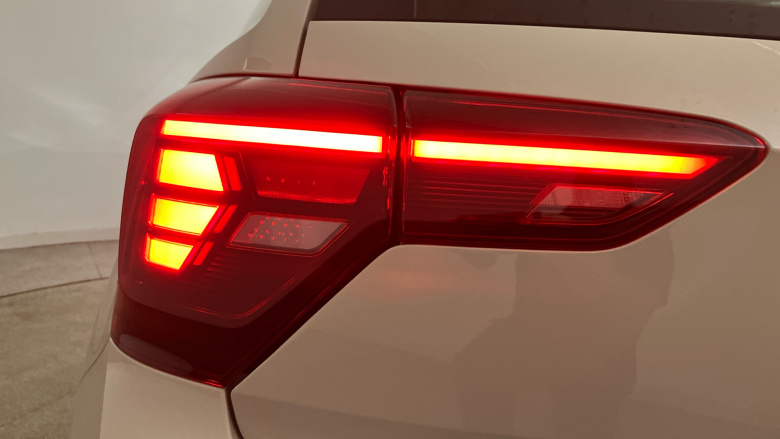 Volkswagen Polo 1.0 TSI Life 5dr DSG Petrol Hatchback